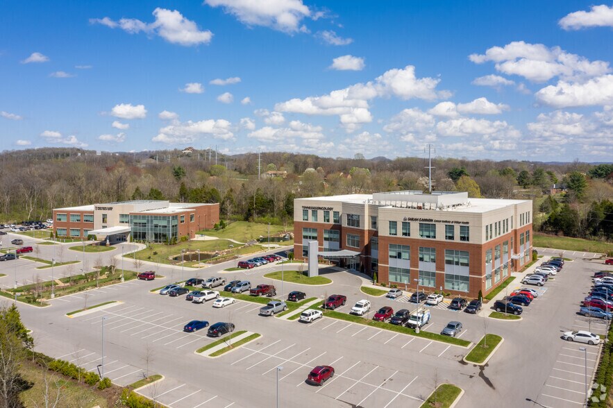 More Photos Of 4488 Carothers Pky, Franklin Medical For Lease