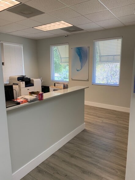 More Photos Of 2731 Executive Park Dr, Weston Medical For Lease