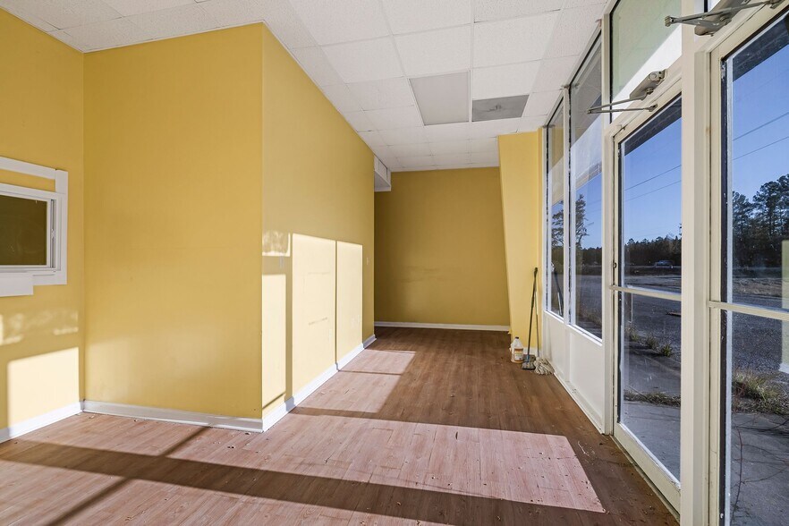 More Photos Of 2636 E Oglethorpe Hwy, Hinesville Warehouse For Lease