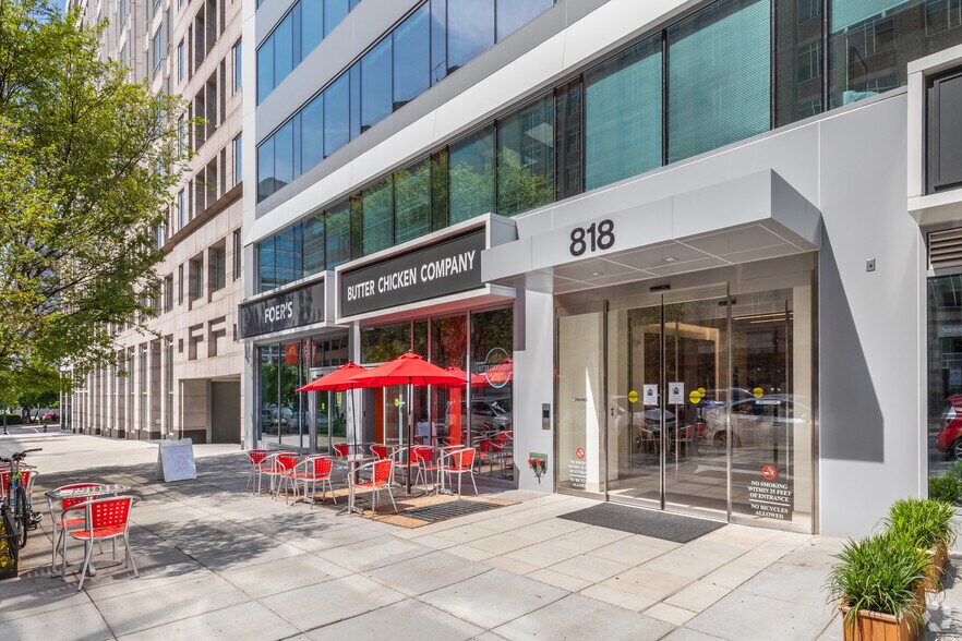 More Photos Of 818 18th St NW, Washington Office For Sale