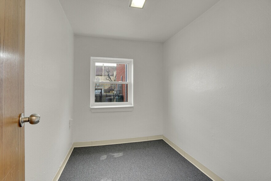 More Photos Of 330 Park Ave, Fort Lupton Office For Lease