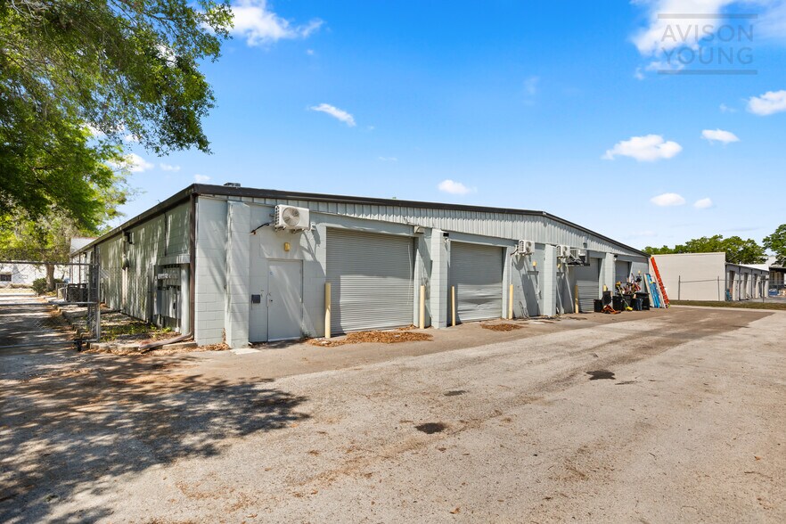 More Photos Of 175 Semoran Commerce Pl, Apopka Light Distribution For Sale