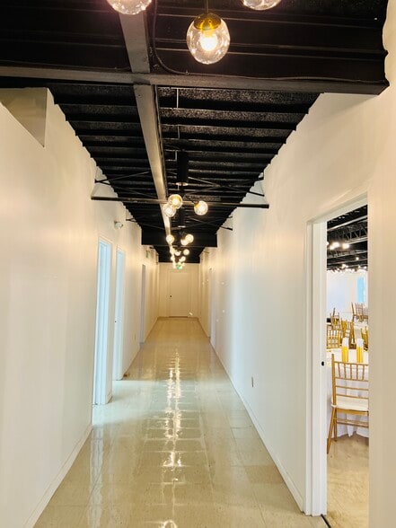 More Photos Of 100 N Main St, Galena Park Freestanding For Sale