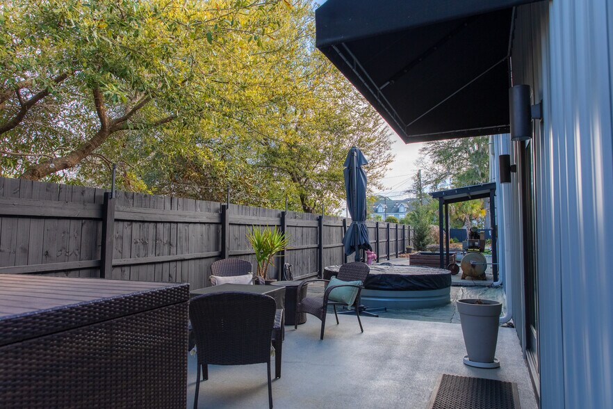 More Photos Of 12 Neil Rd, Beaufort Flex For Sale