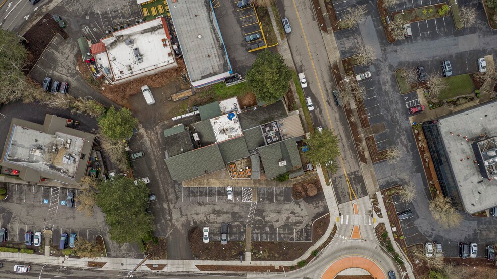 More Photos Of 9225 SW Allen Rd, Portland Restaurant For Sale