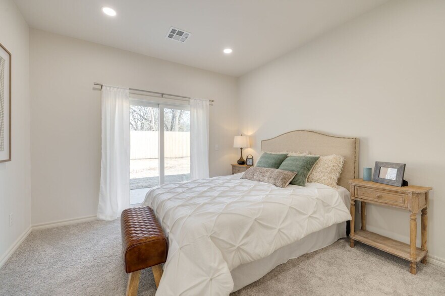 More Photos Of 1010 Lovers Lane ln, Perkins Apartments For Sale