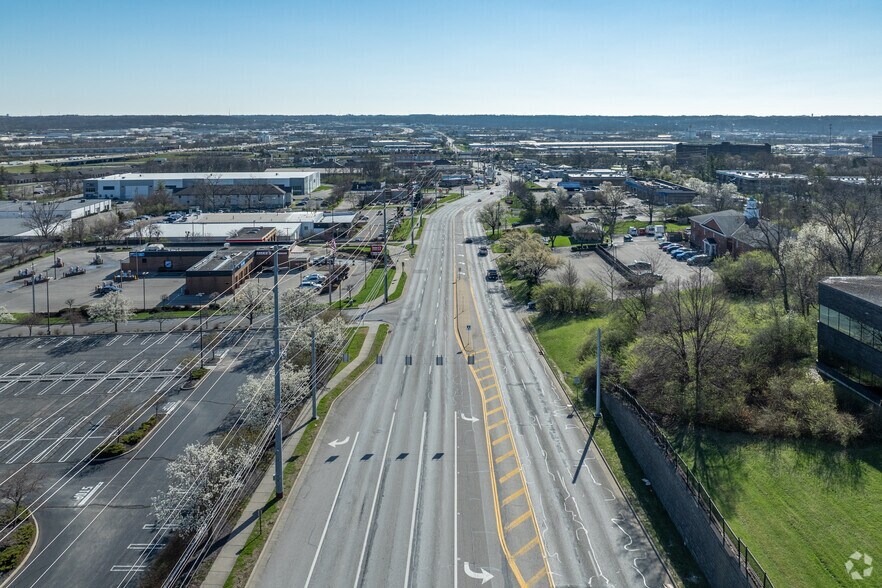 More Photos Of 1141 E Kemper Rd, Cincinnati Land For Sale