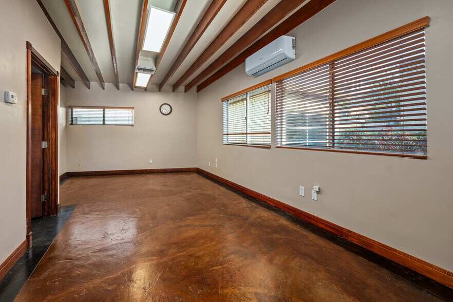 More Photos Of 2661 Reynard Way, San Diego Office Residential For Sale