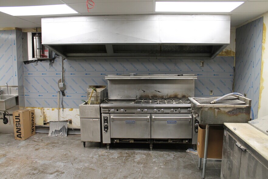 More Photos Of 386 N Main St, Prineville Restaurant For Lease