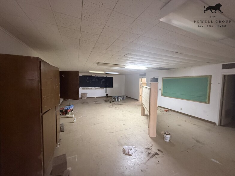 More Photos Of 4810 Avenue P, Lubbock Religious Facility For Sale