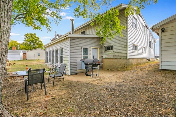 More Photos Of 3612 W Bloomington Rd, Champaign Truck Terminal For Sale