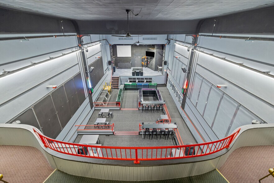 More Photos Of 714 Main St, Lewiston Movie Theatre For Sale