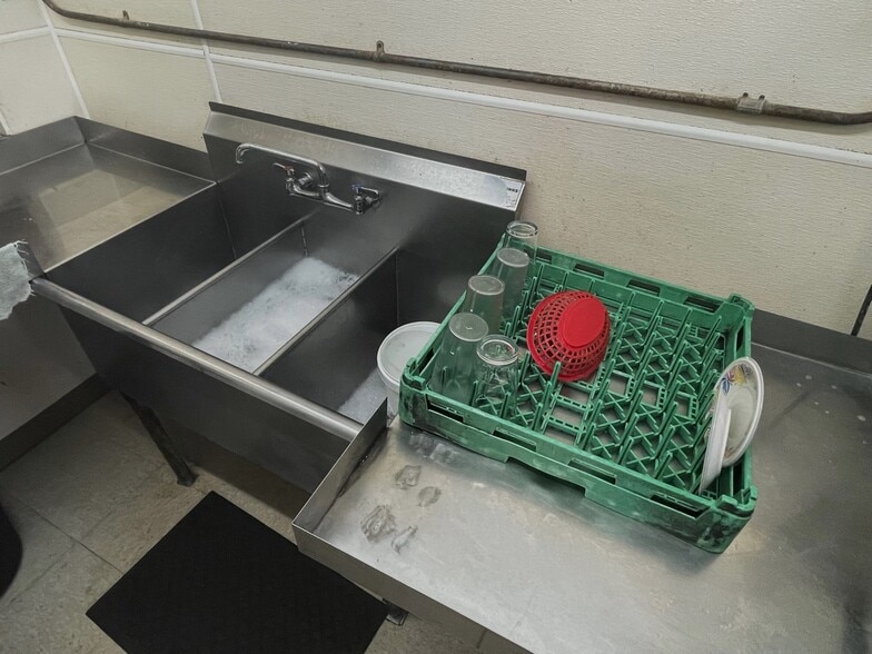 More Photos Of 71 Spring St, Eureka Springs Restaurant For Sale