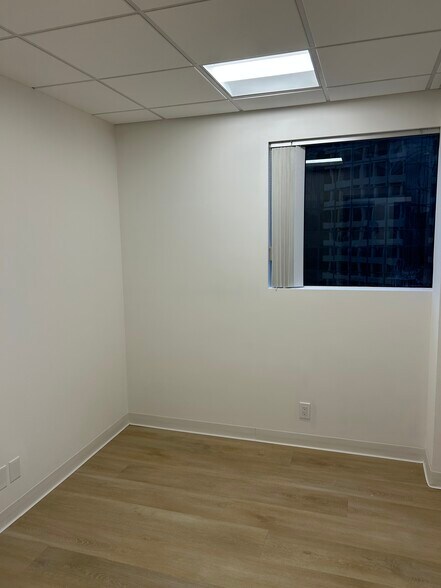More Photos Of 11600 Wilshire Blvd, Los Angeles Medical For Lease