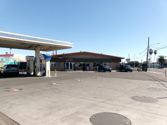 More Photos Of 1619 S Las Vegas Blvd, Las Vegas Convenience Store For Sale