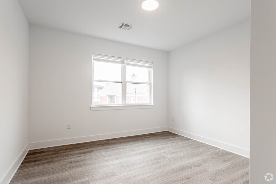 More Photos Of 1025 Raritan Rd, Clark Apartments For Sale