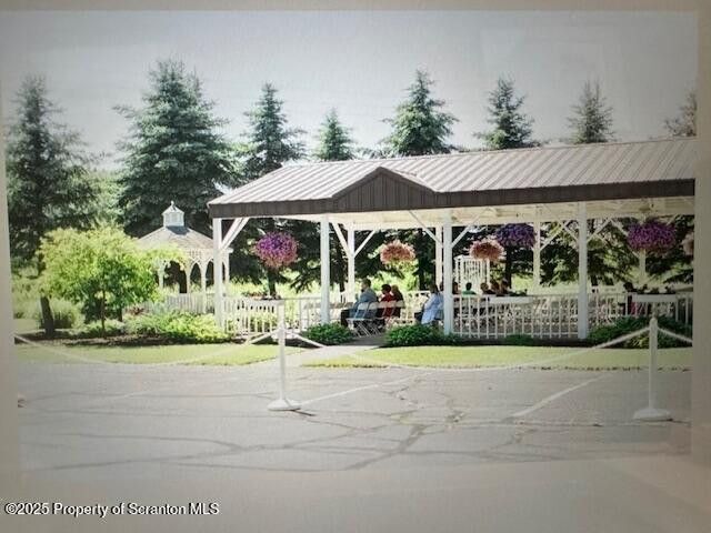 More Photos Of 239 Kennedy Creek Rd, North Abington Freestanding For Sale