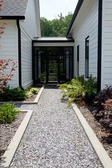 More Photos Of 1150 Cliff Dawson Rd, Watkinsville Specialty For Sale