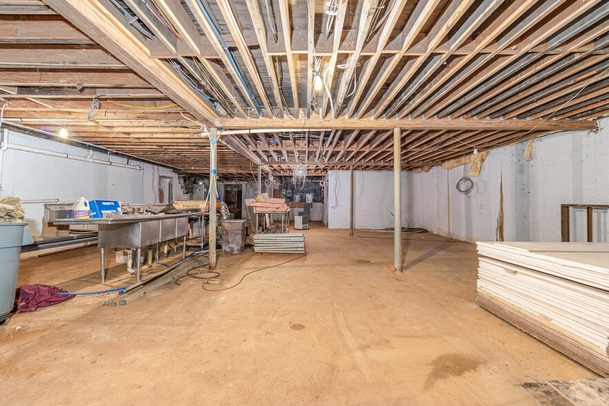 More Photos Of 158 State Route 79 N, Marlboro Restaurant For Sale