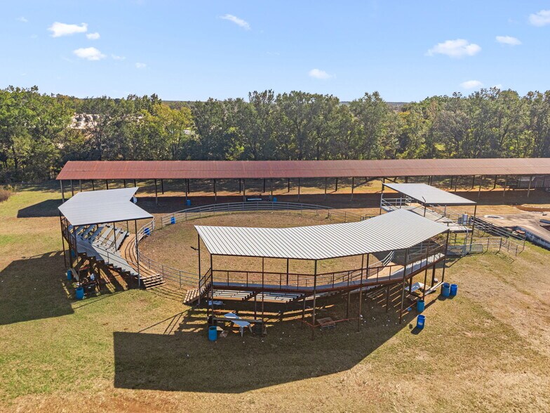 More Photos Of 13087 Hwy 271 N, Tyler Sports And Entertainment For Lease
