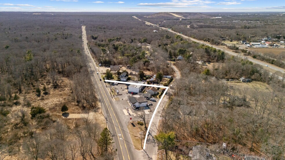 Primary Photo Of 2815 Montauk Hwy, Brookhaven General Retail For Sale