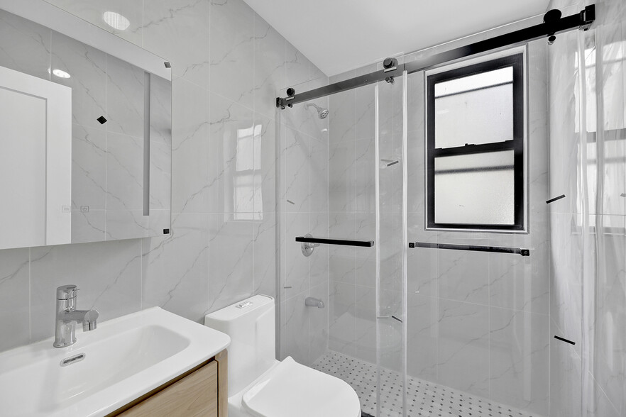 More Photos Of 3013 Brighton 5th St, Brooklyn Apartments For Sale