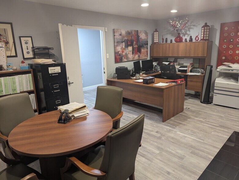 More Photos Of 8411 N Interstate 35, Austin Office For Lease