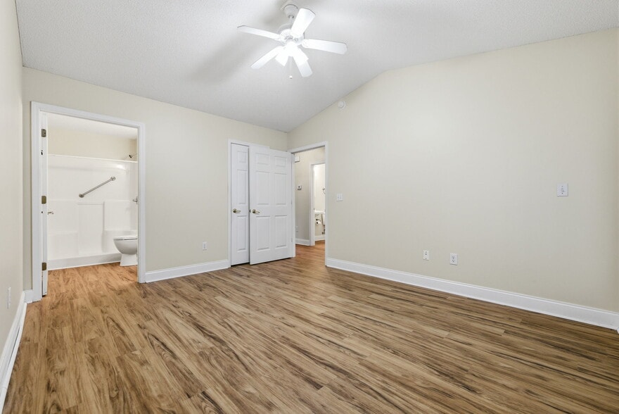 More Photos Of 100 Garden Manor Ct, Murrells Inlet Apartments For Sale