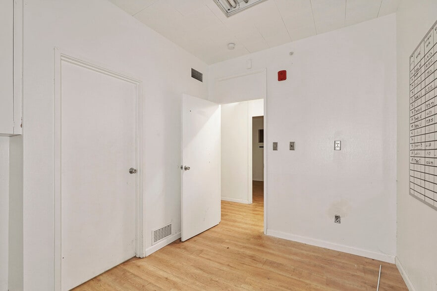 More Photos Of 512 W Harding Way, Stockton Medical For Sale