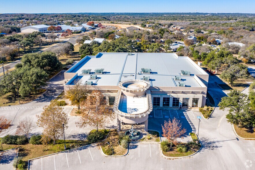 More Photos Of 120 Stagecoach Trl, San Marcos Office For Lease