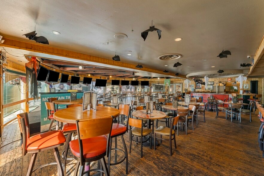 More Photos Of 1850 Dominion Way, Colorado Springs General Retail For Sale