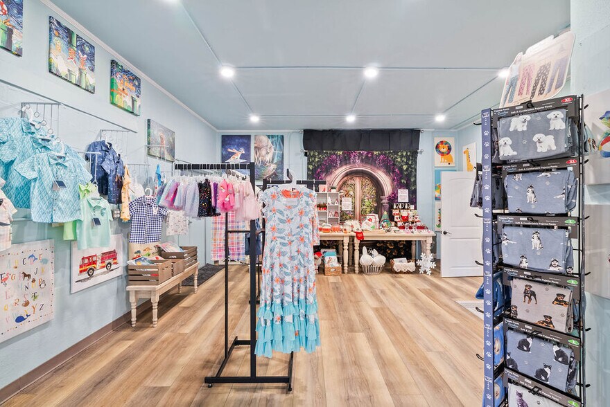 More Photos Of 1700 Highway 35 N, Rockport Storefront Retail Office For Sale