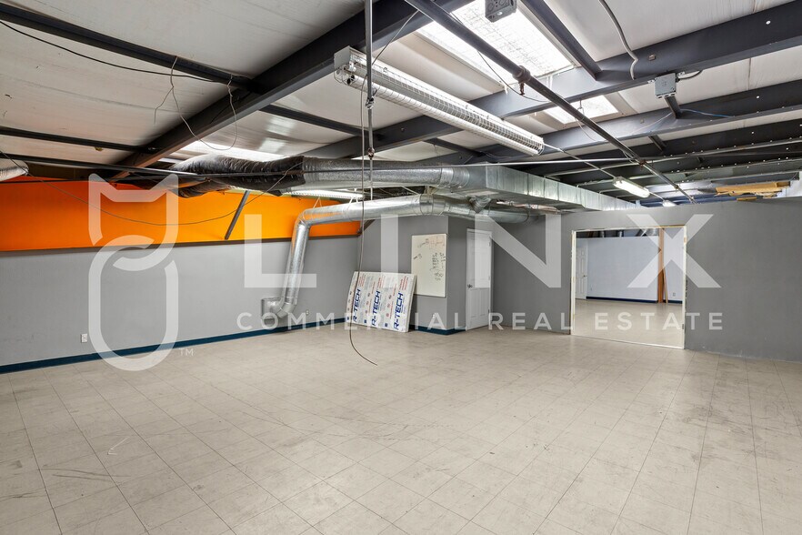 More Photos Of 188 N 3050 E, St George Manufacturing For Lease