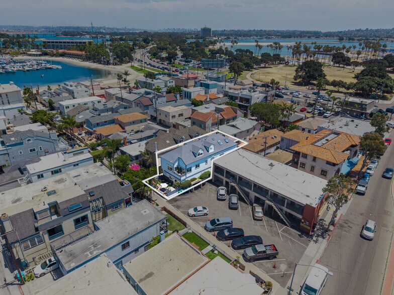 More Photos Of 813 Isthmus Ct, San Diego Apartments For Sale