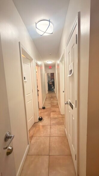 More Photos Of 516 51st St, West New York Office Residential For Lease