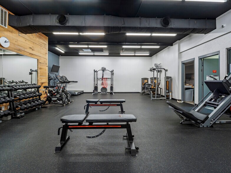 More Photos Of 215 Main St, Huntington Light Distribution For Sale