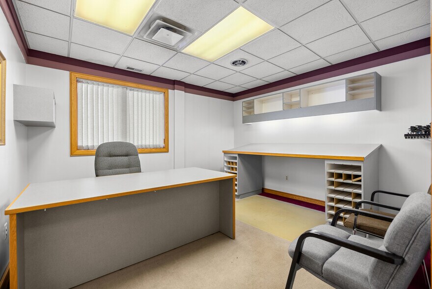 More Photos Of 8000 Park Pl, Brighton Warehouse For Lease