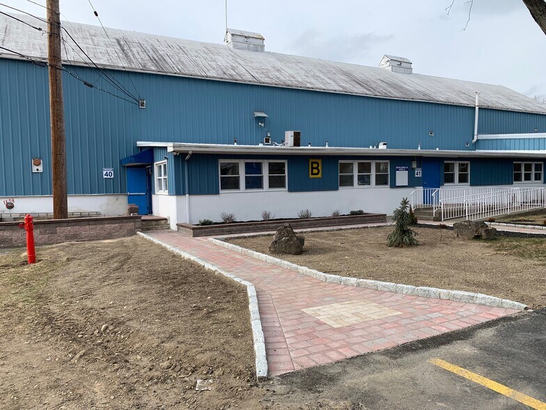 More Photos Of 1048-1050 Lower South St, Peekskill Manufacturing For Lease