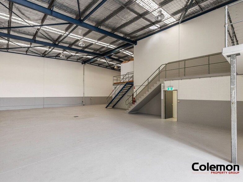 More Photos Of 52 Cook St, Kurnell Flex For Lease