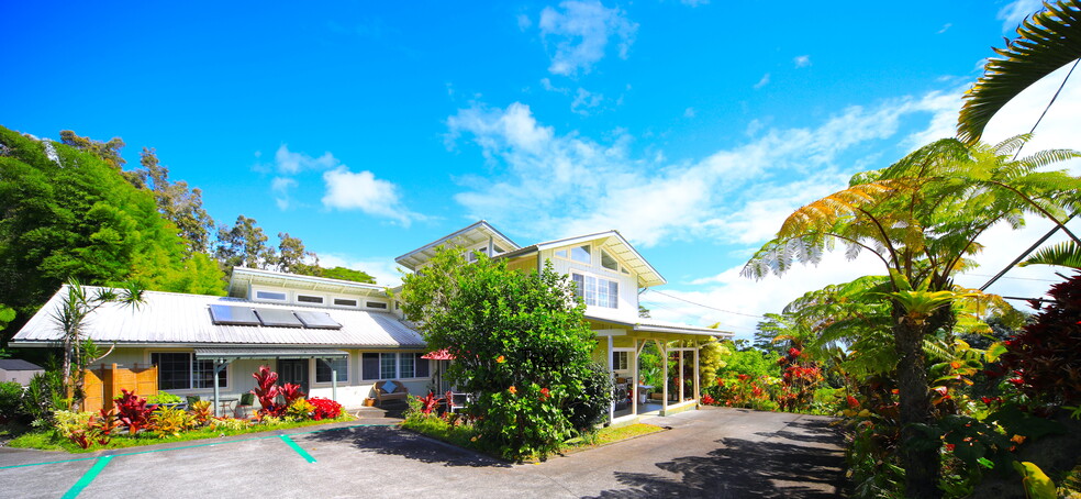 Primary Photo Of 564 Hoaka Rd, Hilo Specialty For Sale