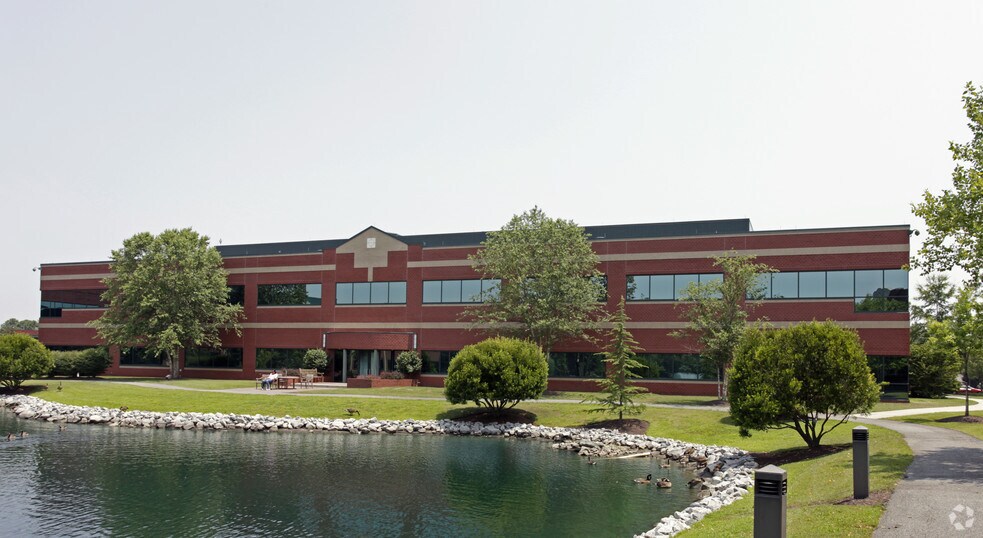 More Photos Of 1309 Executive Blvd, Chesapeake Medical For Lease