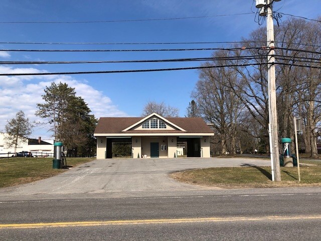 More Photos Of 9809 River Rd, Marcy Service For Sale