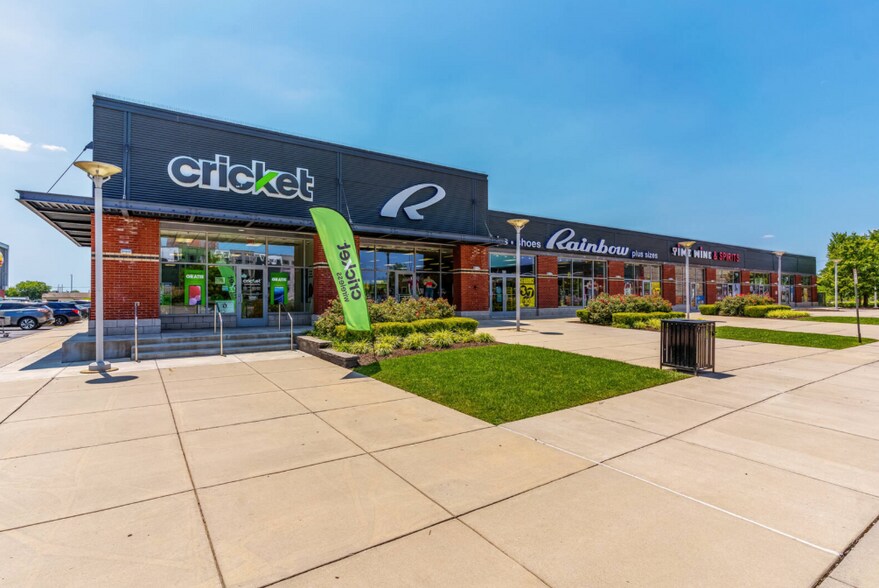 More Photos Of Howard St & Market St, Wilmington Unknown For Lease