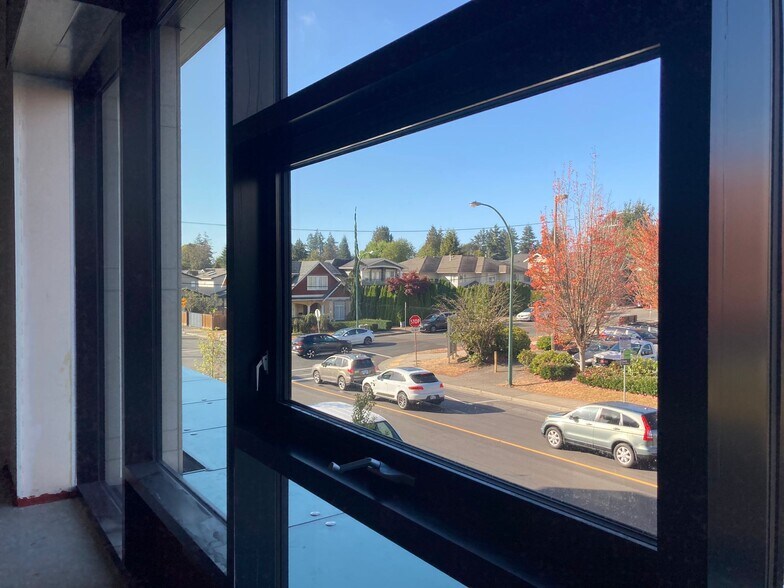 More Photos Of 1526 Finlay St, White Rock Apartments For Sale