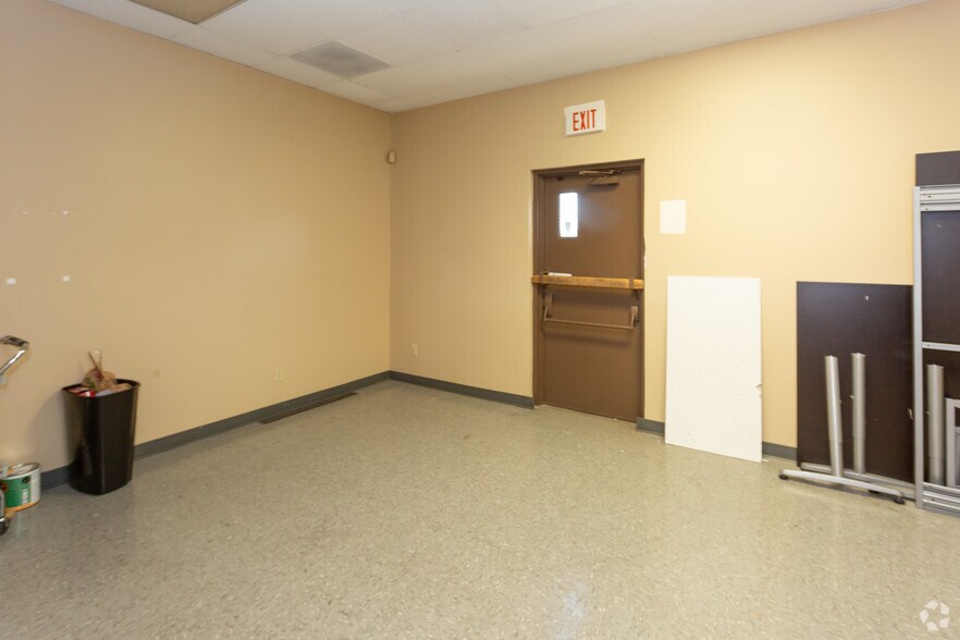 More Photos Of 5062 N 19th Ave, Phoenix Medical For Sale