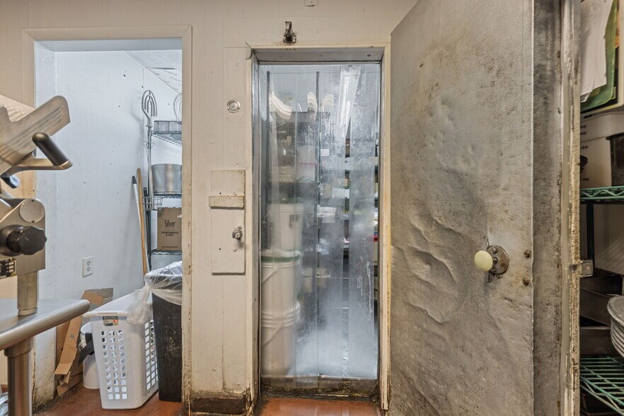 More Photos Of 512 Main St, Longmont Restaurant For Sale