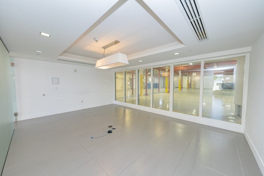 More Photos Of 3000 SW 2nd Ave, Fort Lauderdale Warehouse For Sale