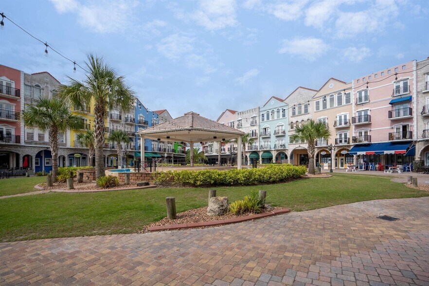 More Photos Of 101 Palm Harbor Pky, Palm Coast Apartments For Sale