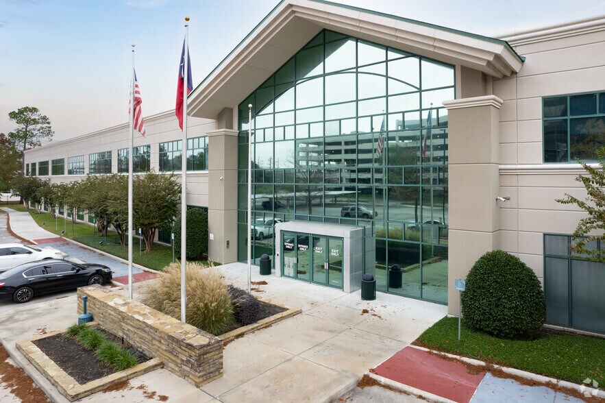 More Photos Of 390 Benmar Dr, Houston Office For Sale