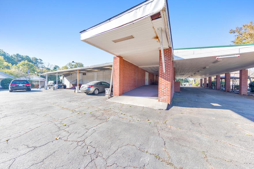 More Photos Of 1408 Canton Rd, Marietta Funeral Home For Sale